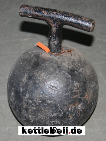 Historische Kettlebell mit Gehstock Griff