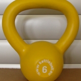 Gelbe Kettlebells